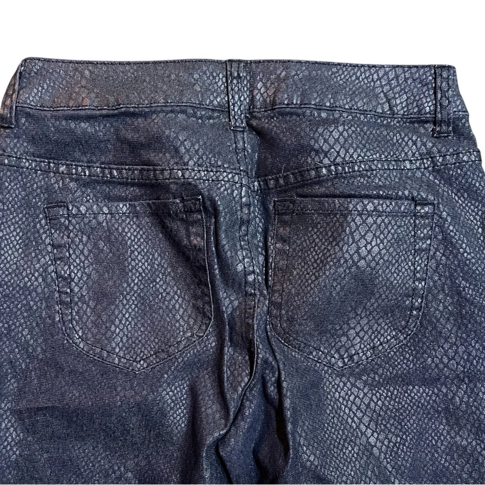 Chicos Platinum Denim Blue Snakeskin Print Jeans - Picture 5 of 6
